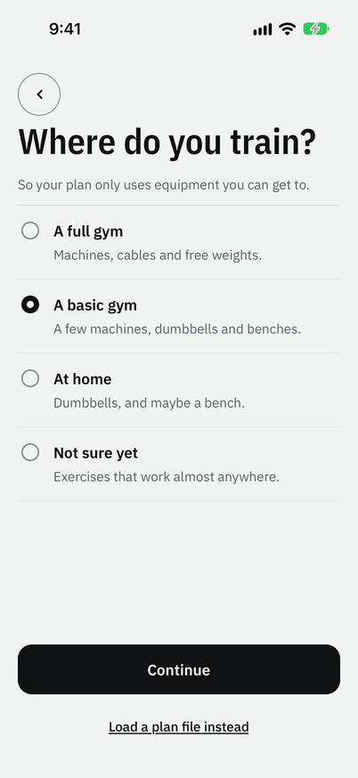Where do you train?, with A basic gym chosen, and the choices a full gym, at home and not sure yet.